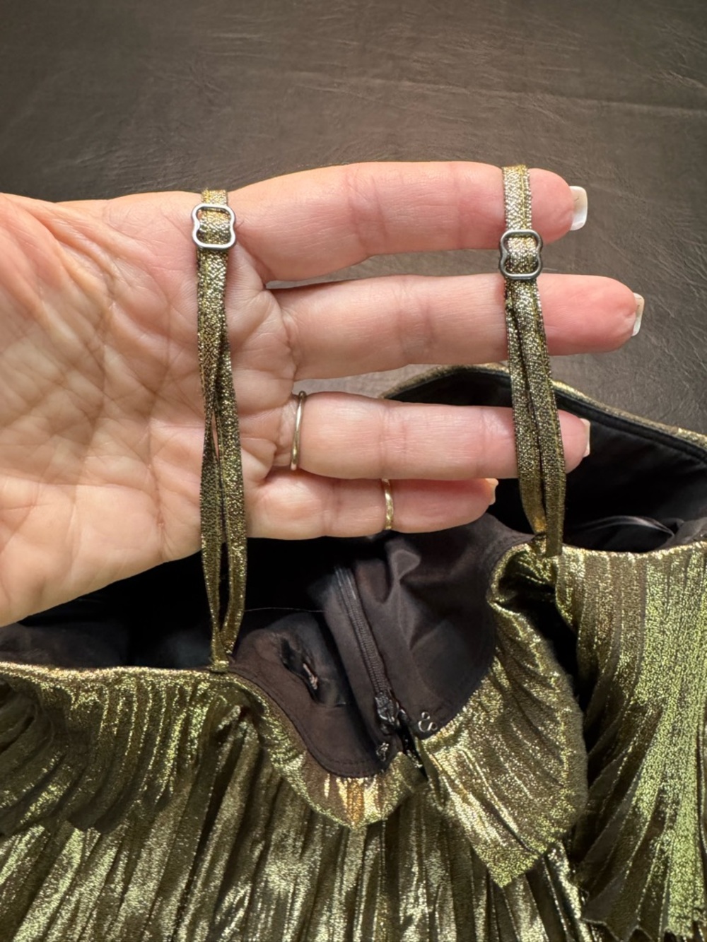 J.Crew Gold Metallic Pleated Midi Dress Size 6 Tiered Cocktail Party Holiday NYE - Picture 9 of 11